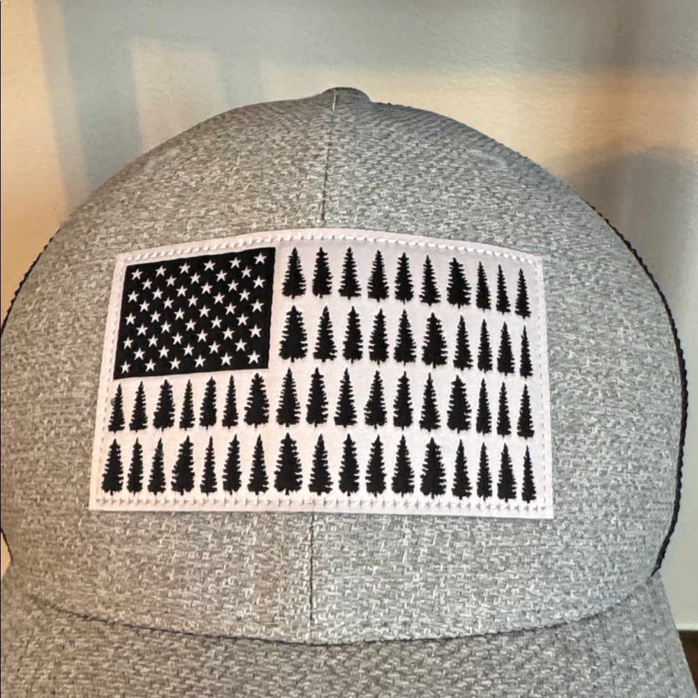 Columbia Hat Cap Size S/M Flexfit Stretch Gray Tree Flag Patch Mesh - Picture 2 of 10